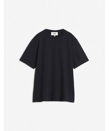 Maison Kitsune（メゾンキツネ）の「FESTIVE PROFILE FOX PATCH COMFORT TEE-SHIRT（Tシャツ/カットソー・メンズ）」