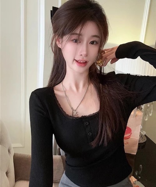 ViViDAY(ビビデー)の「【カップ付き】レース長袖インナートップス(Tシャツ/カットソー・レディース・ブラック/ホワイト/グレー・M)」の13枚目の写真