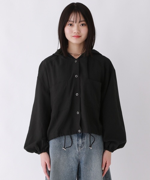 repipi armario（レピピ アルマリオ）の「【接触冷感/UVカット】スパンボイルショートパーカー（パーカー・キッズ・ホワイト/グレー/ブラック・SMALL/LARGE/MEDIUM）」の17枚目の写真