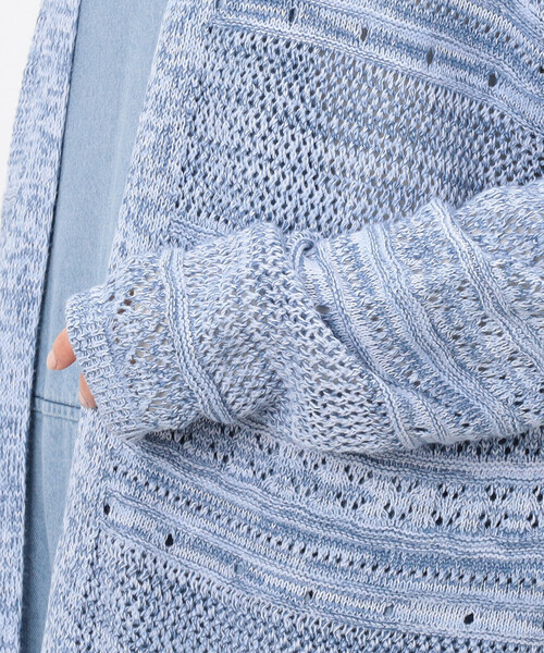 ONIGIRI（オニギリ）の「ミックスデニム調　フーディーカーディガン（カーディガン/ボレロ・レディース・サックスブルー/ネイビー・FREE）」の13枚目の写真