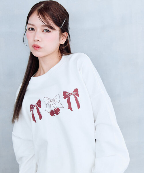 OLIVE des OLIVE（オリーブデオリーブ）の「春スウェット（スウェット・レディース・イエロー/ピンク/ネイビー/オフホワイト・FREE）」の2枚目の写真