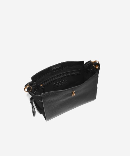 COLE HAAN（コールハーン）の「カリッサショルダーバッグ womens（ショルダーバッグ・レディース・ブラック・OSFA）」の9枚目の写真