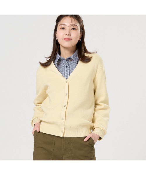 TOKYO SHIRTS（トウキョウシャツ）の「畔編みVネック レディースニットカーディガン（カーディガン/ボレロ・レディース・ベージュ/ネイビー/ピンク/イエロー・LL/M/L）」の3枚目の写真