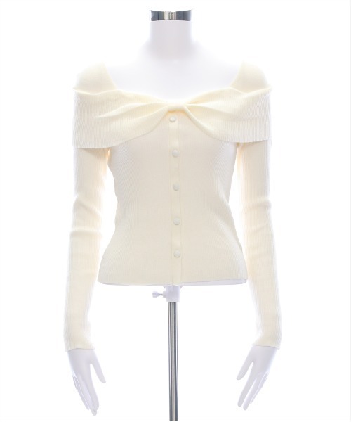 CLEAR BASIC（クリアベーシック）の「クルミボタンリボンデザインニット[リボン 大人フェミニン スタイルアップ]≪再入荷≫（ニット/セーター・レディース・ブラック/アイボリー/ラベンダー・F）」の10枚目の写真