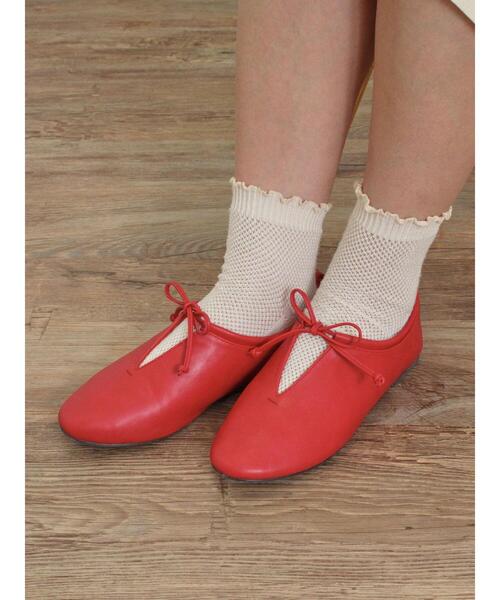 Samansa Mos2（サマンサ モスモス）の「リボンフラットシューズ（ドレスシューズ・レディース・ブラック/ベージュ/レッド・XL/L/M/S）」の3枚目の写真