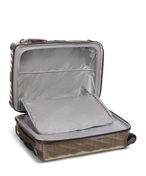 TUMI(トゥミ)の「19 DEGREE LITE インターナショナル・キャリーオン スーツケース(機内持ち込みサイズ) 1泊~3泊程度(スーツケース/キャリーバッグ・メンズ・ミックスグレー・FREE)」の10枚目の写真
