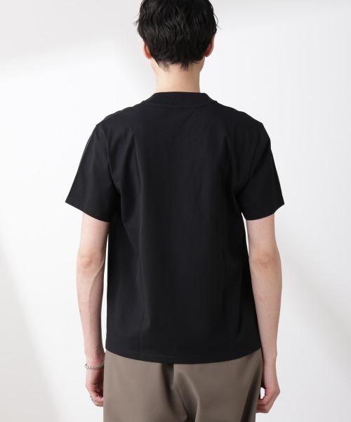NANO universe(ナノユニバース)の「WEB限定/ジャケT(R) Vネック 半袖(Tシャツ/カットソー・メンズ・ホワイト/ブラック・S/M/L/XL)」の18枚目の写真