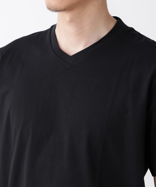 NANO universe(ナノユニバース)の「WEB限定/ジャケT(R) Vネック 半袖(Tシャツ/カットソー・メンズ・ホワイト/ブラック・S/M/L/XL)」の19枚目の写真