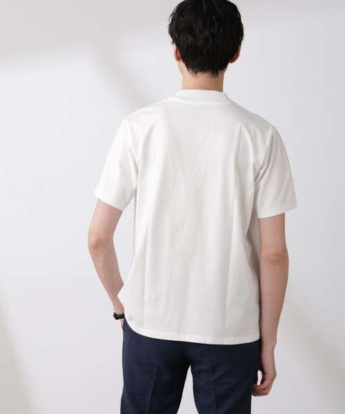 NANO universe(ナノユニバース)の「WEB限定/ジャケT(R) Vネック 半袖(Tシャツ/カットソー・メンズ・ホワイト/ブラック・S/M/L/XL)」の11枚目の写真