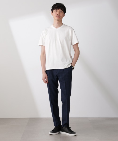 NANO universe(ナノユニバース)の「WEB限定/ジャケT(R) Vネック 半袖(Tシャツ/カットソー・メンズ・ホワイト/ブラック・S/M/L/XL)」の14枚目の写真