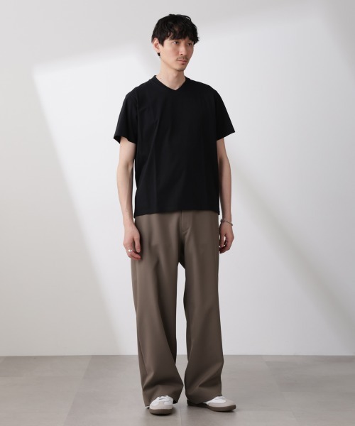 NANO universe(ナノユニバース)の「WEB限定/ジャケT(R) Vネック 半袖(Tシャツ/カットソー・メンズ・ホワイト/ブラック・S/M/L/XL)」の5枚目の写真