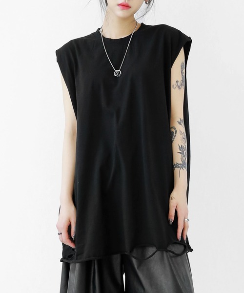 minsobi（ミンソビ）の「ダメージBIGノースリーブトップス  ユニセックス  ボクシーシルエット ノースリーブ（Tシャツ/カットソー・メンズ・アイボリー/ブラック・FREE）」の10枚目の写真