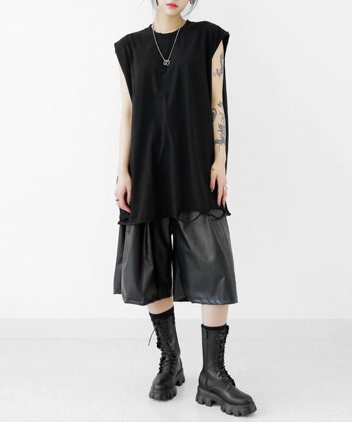 minsobi（ミンソビ）の「ダメージBIGノースリーブトップス  ユニセックス  ボクシーシルエット ノースリーブ（Tシャツ/カットソー・メンズ・アイボリー/ブラック・FREE）」の5枚目の写真