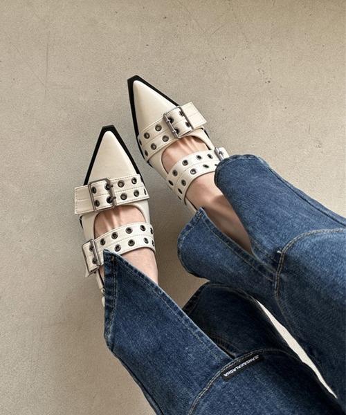 HALEY PESCA（ヘーリーペスカ）の「HALEY PESCA/ポインテッドトゥ　ベルテッドミュールサンダル（サンダル・レディース・アイボリー/ブラック・36/38/40）」の19枚目の写真