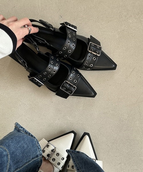 HALEY PESCA（ヘーリーペスカ）の「HALEY PESCA/ポインテッドトゥ　ベルテッドミュールサンダル（サンダル・レディース・アイボリー/ブラック・36/38/40）」の8枚目の写真