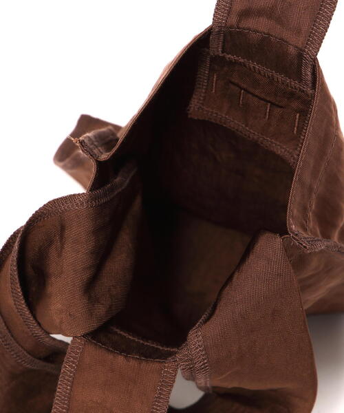 ITTI（イッチ）の「ITTI/イッチ/MARY INSIDE OUT TOTE - S / CERATO BRIGHT（トートバッグ・メンズ・ブラック/ブラウン/レッド・F）」の9枚目の写真