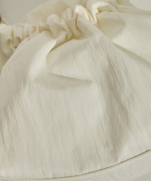 MARY AL TERNA(メアリオルターナ)の「【MARY AL TERNA/メアリオルターナ】MINI HAND BAG/ナイロンハンドバッグ(ハンドバッグ・レディース・ホワイト/ブラック・FREE)」の11枚目の写真