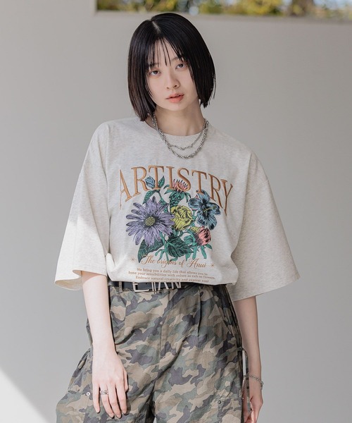 セール】【UNISEX/2サイズ展開】ダークフラワーTシャツ（Tシャツ