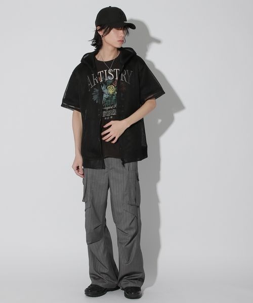 Anui（アニュイ）の「【UNISEX/2サイズ展開】ダークフラワーTシャツ（Tシャツ/カットソー・レディース・オートミール/ブラック・MEDIUM/LARGE）」の9枚目の写真