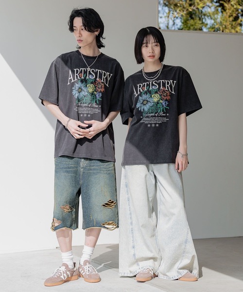 Anui（アニュイ）の「【UNISEX/2サイズ展開】ダークフラワーTシャツ（Tシャツ/カットソー・レディース・オートミール/ブラック・MEDIUM/LARGE）」の18枚目の写真