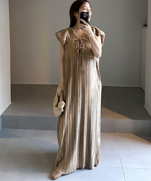 KOBE LETTUCE（コウベレタス）の「[ yuiさんコラボ ]前後2way半袖プリーツワンピース（ワンピース・レディース・ブラウン/ミント/ベージュ/ブラック・M/PM）」の14枚目の写真