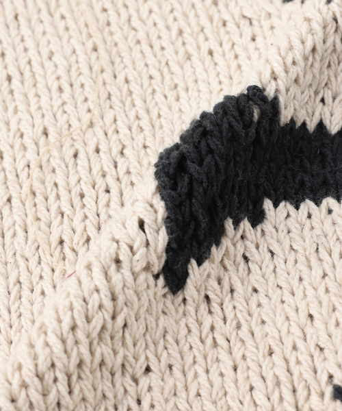 JOINT WORKS(ジョイントワークス)の「MacMahon Knitting Mills/マクマホンニッティングミルズ Crew Neck Knit-Cross(ニット/セーター・メンズ・ブラック/ホワイト・FREE)」の4枚目の写真