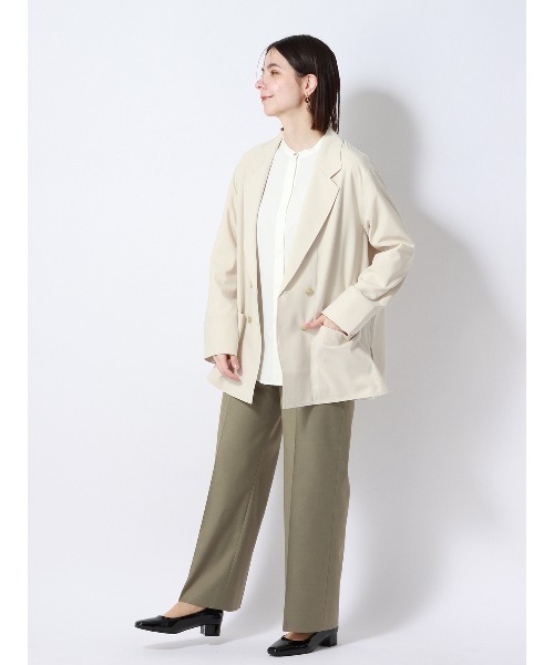 SUIT SQUARE(スーツスクエア)の「ダブルブレストシアーシャツジャケット ウォッシャブル 麻調ポプリン 無地(シャツ/ブラウス・レディース・ベージュ系/ブラック系・38(9号))」の4枚目の写真
