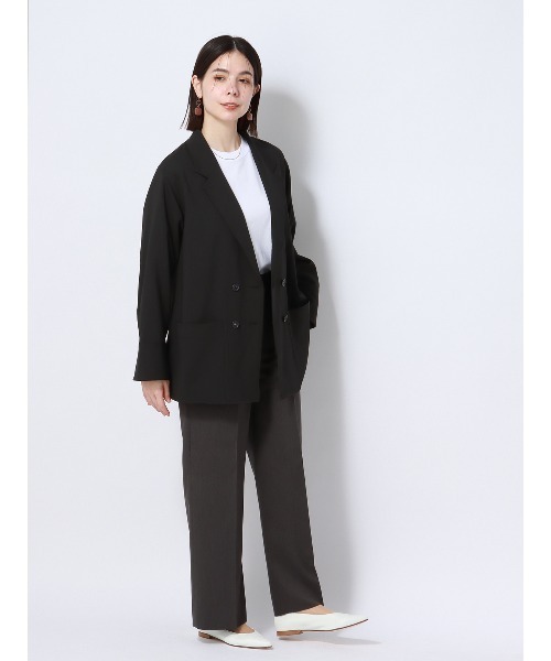 SUIT SQUARE(スーツスクエア)の「ダブルブレストシアーシャツジャケット ウォッシャブル 麻調ポプリン 無地(シャツ/ブラウス・レディース・ベージュ系/ブラック系・38(9号))」の15枚目の写真