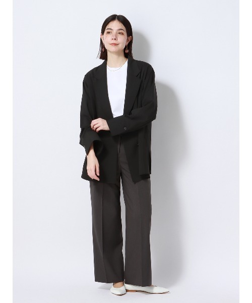 SUIT SQUARE(スーツスクエア)の「ダブルブレストシアーシャツジャケット ウォッシャブル 麻調ポプリン 無地(シャツ/ブラウス・レディース・ベージュ系/ブラック系・38(9号))」の16枚目の写真