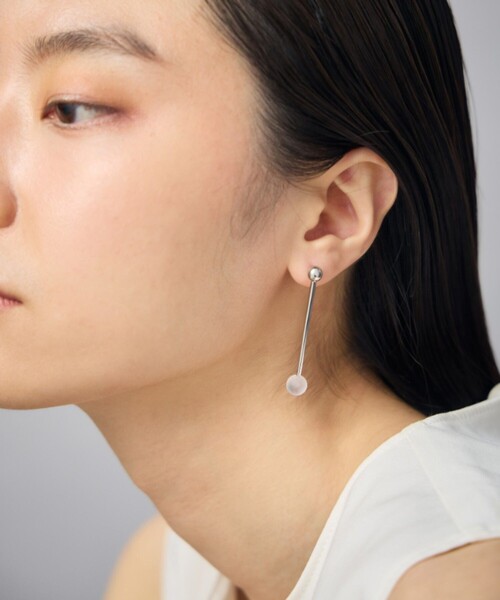 Jouete（ジュエッテ）の「[ドロップ] ピアス アシンメトリー（ピアス（両耳用）・レディース・イエローゴールド/プラチナム・FREE）」の3枚目の写真