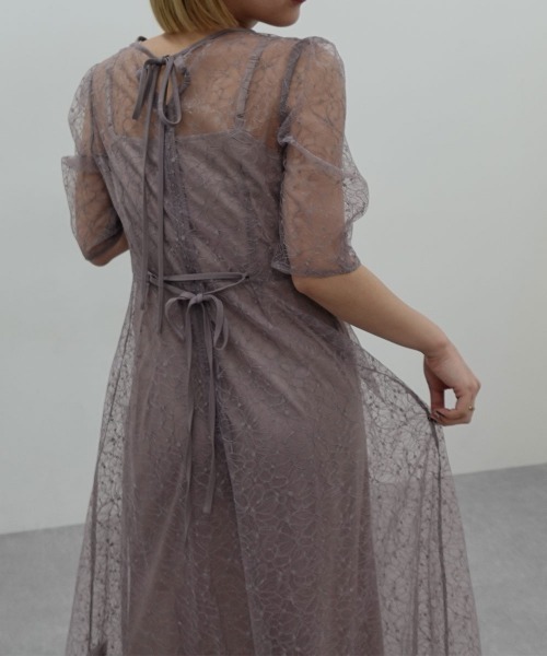 Jolie et Jolie(ジョリーエジョリー)の「ラメレースバックリボン2ピースドレス(ドレス・レディース・モーブ系/ブルーグレー/ブラック・L/M)」の22枚目の写真