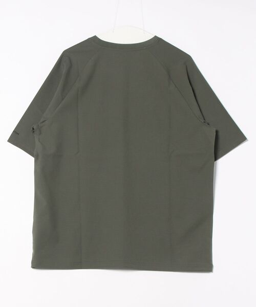 Hurley (ハーレー)の「【Hurley/ハーレー】撥水Tシャツ ファントム 速乾性 PHANTOM ZUMA OVRSZD SS TEE(Tシャツ/カットソー・メンズ・カーキブラウン/オリーブ/ブラック/ホワイト/ブルーグレー・LARGE/MEDIUM/SMALL/X-LARGE)」の19枚目の写真