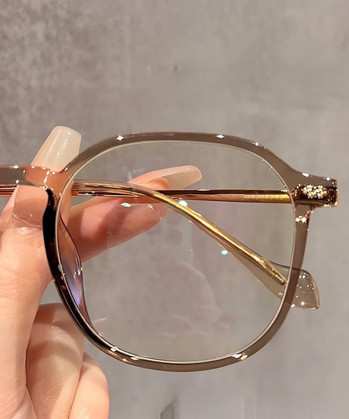 Bifrost（ビフレスト）の「クリアレンズファッションメガネ 伊達めがね（メガネ・レディース・ブラウン/ブラック・FREE）」の7枚目の写真