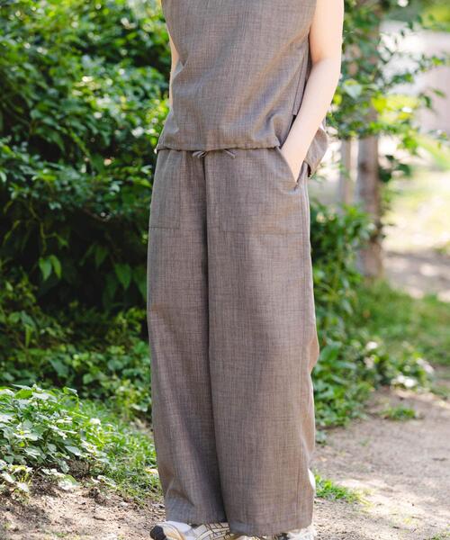 EKAL（エカル）の「『UR TECH DRYLUXE』『吸水速乾/UVカット』ハイツイストイージートラウザー（その他パンツ・レディース・チャコールグレー/モカ/ネイビー・ONE）」の2枚目の写真