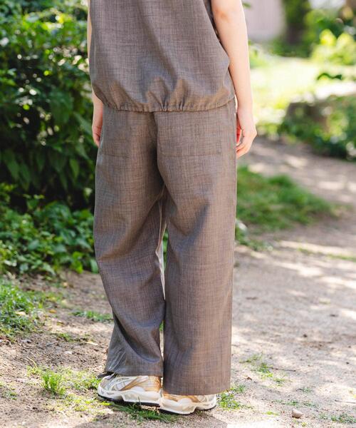 EKAL（エカル）の「『UR TECH DRYLUXE』『吸水速乾/UVカット』ハイツイストイージートラウザー（その他パンツ・レディース・チャコールグレー/モカ/ネイビー・ONE）」の4枚目の写真