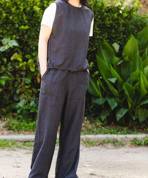 EKAL（エカル）の「『UR TECH DRYLUXE』『吸水速乾/UVカット』ハイツイストイージートラウザー（その他パンツ・レディース・チャコールグレー/モカ/ネイビー・ONE）」の13枚目の写真