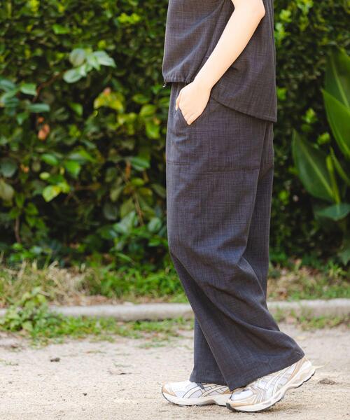 EKAL（エカル）の「『UR TECH DRYLUXE』『吸水速乾/UVカット』ハイツイストイージートラウザー（その他パンツ・レディース・チャコールグレー/モカ/ネイビー・ONE）」の14枚目の写真