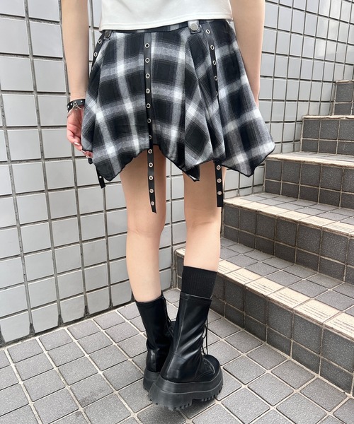 Figments（フィグメンツ）の「パンクイレヘムチェックスカパン（スカート・レディース・ブラック/レッド・FREE）」の9枚目の写真