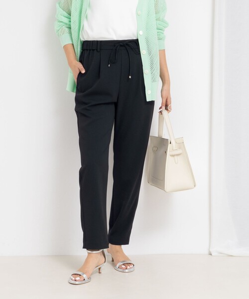 NOLLEY’S(ノーリーズ)の「《セットアップ対応》ウォッシャブルツイルイージーテーパードパンツ(その他パンツ・レディース・ホワイト/ネイビー/ブラック・34/40/38/36)」の3枚目の写真