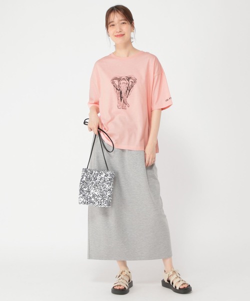 studio CLIP(スタディオクリップ)の「【UVカット・汗染み防止】アソートアニマルプリントTシャツ(Tシャツ/カットソー・レディース・スモーク/ピンク/グリーン/ベージュ/ブルー/ナチュラル・LARGE/MEDIUM)」の13枚目の写真