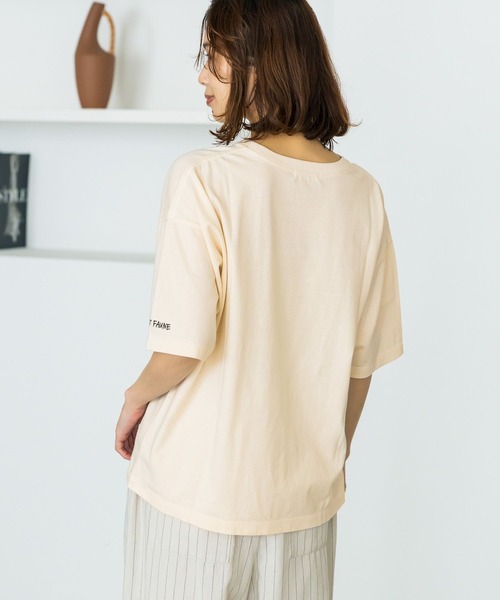 studio CLIP(スタディオクリップ)の「【UVカット・汗染み防止】アソートアニマルプリントTシャツ(Tシャツ/カットソー・レディース・スモーク/ピンク/グリーン/ベージュ/ブルー/ナチュラル・LARGE/MEDIUM)」の16枚目の写真