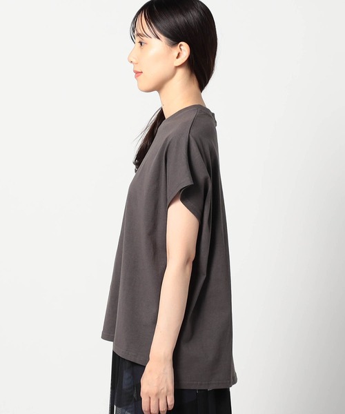 Grand PARK（グランドパーク）の「ワンポイント刺繍 ドルマンTシャツ（Tシャツ/カットソー・レディース・チャコールグレー/カーキ/ホワイト/テラコッタ・FREE）」の19枚目の写真