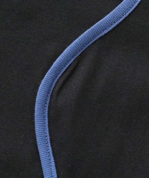 kOhAKU（コハク）の「『袖変形配色カーブラインカットソー』（Tシャツ/カットソー・レディース・グレイッシュベージュ/ブラック・2/1）」の5枚目の写真