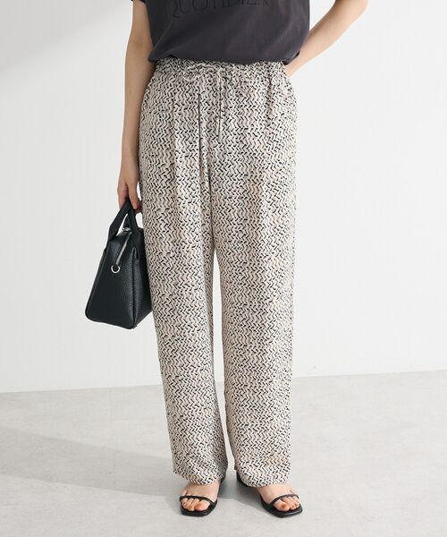 Green　Parks（グリーンパークス）の「柄イージーパンツⅢ(テーパード)（その他パンツ・レディース・グリーン/ベージュ/ブルー/イエロー・FREE）」の8枚目の写真