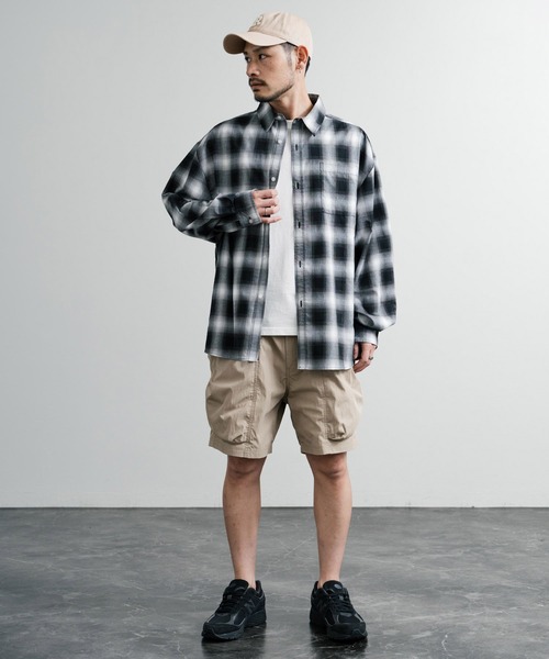 Audience（オーディエンス）の「Audience オーディエンス 綿ナイロンキャンバスサイドドローコードワイドカーゴショーツ AUD3641（カーゴパンツ・メンズ・ベージュ/オリーブ/ブラック/スミクロ・L/M）」の9枚目の写真