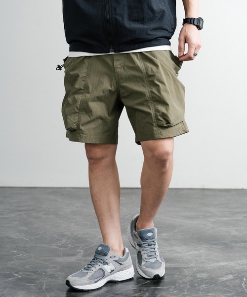 Audience（オーディエンス）の「Audience オーディエンス 綿ナイロンキャンバスサイドドローコードワイドカーゴショーツ AUD3641（カーゴパンツ・メンズ・ベージュ/オリーブ/ブラック/スミクロ・L/M）」の7枚目の写真