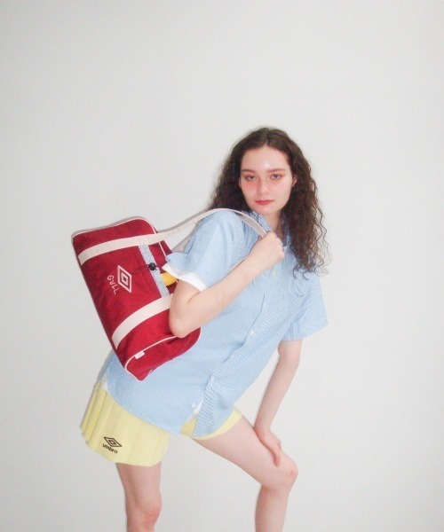 common gull products.(コモンガルプロダクツ)の「umbro×common gull products.でこぼこのニットショートパンツ(その他パンツ・レディース・ライトイエロー/アイボリー・フリー)」の5枚目の写真