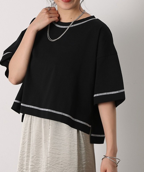 COLONY 2139(コロニートゥーワンスリーナイン)の「スマートワイドクロップド配色ステッチTシャツ(Tシャツ/カットソー・レディース・ブラック/グレー/ブルー/ホワイト/ピンク・FREE)」の2枚目の写真