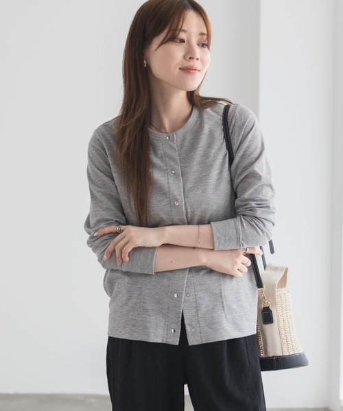 Mac-House(マックハウス)の「【UVカット ドライ】ドットボタンカーディガン(カーディガン/ボレロ・レディース・ピンク/オートミール/杢グレー/チャコールグレー・M/L/XL)」の3枚目の写真