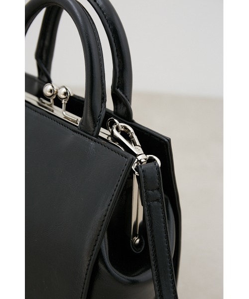 AZUL by moussy（アズールバイマウジー）の「メタルフレームバッグ（ショルダーバッグ・レディース・シルバー/ブラック/ブラウン系その他・FREE）」の22枚目の写真